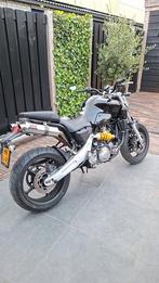 Mt03, Particulier, Naked bike