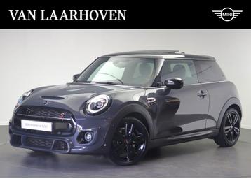MINI Hatchback Cooper S JCW Automaat / Panoramadak / Achteru beschikbaar voor biedingen