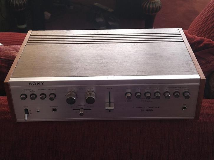 Sony TA-1066 versterker vintage 1974, Audio, Tv en Foto, Versterkers en Receivers, Gebruikt, Stereo, Minder dan 60 watt, Sony