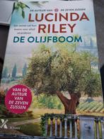 Lucinda Riley - De olijfboom, Boeken, Literatuur, Lucinda Riley, Ophalen of Verzenden, Zo goed als nieuw, Nederland