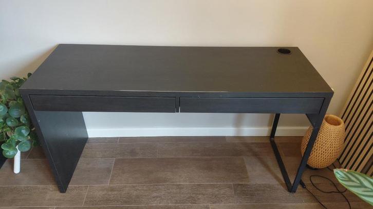 Ikea Micke Bureau 142x50 cm, Huis en Inrichting, Bureaus, Gebruikt, Bureau, Ophalen