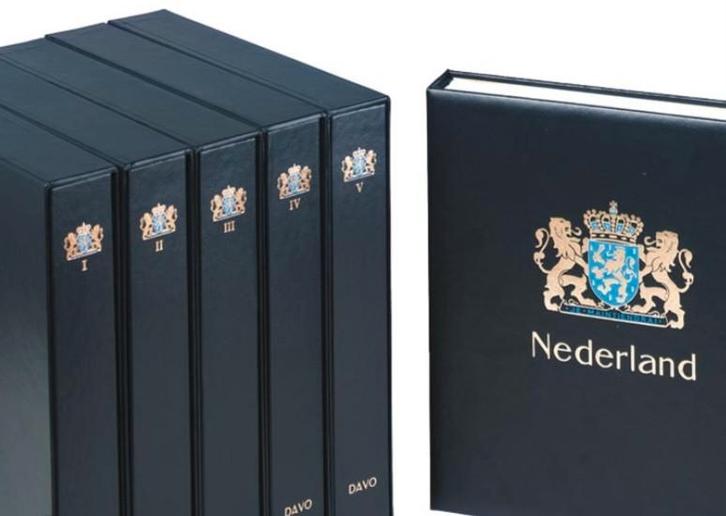 Te koop gevraagd  POSTZEGELS  auto  bus vol nalatenschap, Postzegels en Munten, Postzegels | Volle albums en Verzamelingen, Nederland en Buitenland