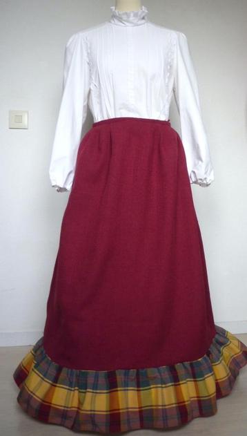 594 VICTORIAANSE BLOUSE, PATROON LAURA ASHLEY, DICKENS STIJL beschikbaar voor biedingen