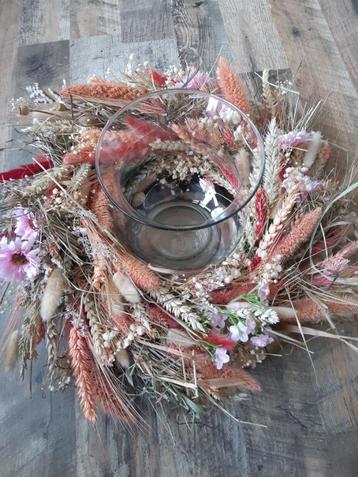 stoere landelijke krans met droog-en kunstbloemen kleur roze beschikbaar voor biedingen