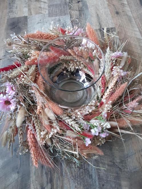 stoere landelijke krans met droog-en kunstbloemen kleur roze, Huis en Inrichting, Woonaccessoires | Kransen, Nieuw, Ophalen of Verzenden
