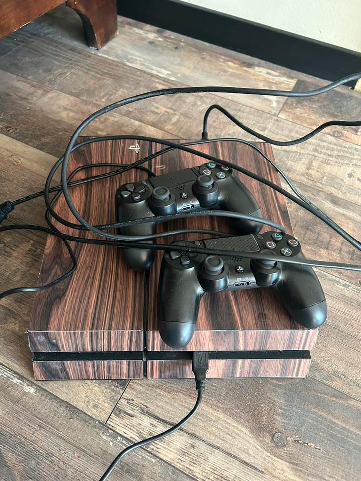 PlayStation met 3 spellen 100€, Spelcomputers en Games, Spelcomputers | Sony PlayStation 3, Zo goed als nieuw, Slim, Ophalen of Verzenden