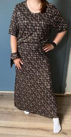 Oversized tshirt met rok en sjaaltje, Bruin, Maat 42/44 (L), Ophalen of Verzenden, Zo goed als nieuw
