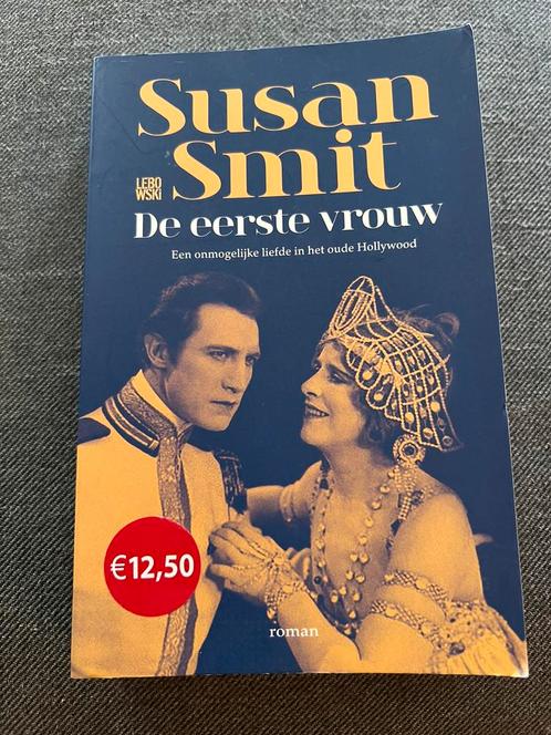 Susan Smit - De eerste vrouw paperback in prima staat, Boeken, Romans, Gelezen, Nederland, Ophalen of Verzenden
