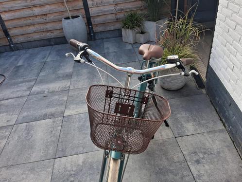 Amper gebruikt btwin omafiets in cedargroen, Fietsen en Brommers, Fietsen | Dames | Omafietsen, Zo goed als nieuw, 56 cm of meer