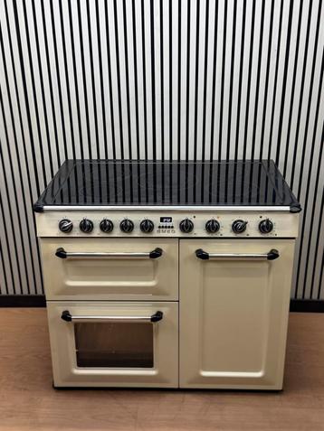 Luxe Smeg INDUCTIE Fornuis creme met 5 zones 100 cm beschikbaar voor biedingen