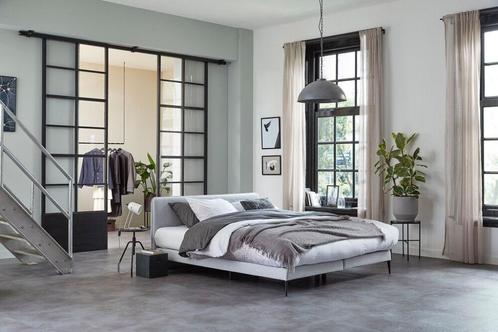 Boxspring 180 x 200 mm., Huis en Inrichting, Slaapkamer | Boxsprings, Nieuw, 180 cm, 200 cm, Tweepersoons, Grijs, Ophalen