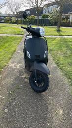 Senzo Rivalux scooter 2023, Fietsen en Brommers, Scooters | Overige merken, Benzine, Senzo, Maximaal 45 km/u, 50 cc