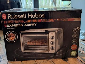 Russell Hobbs Express Airfry Mini Oven beschikbaar voor biedingen
