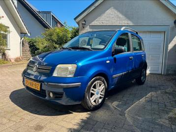Fiat Panda 1.2 Panoramadak Trekhaak Apk 2004 beschikbaar voor biedingen
