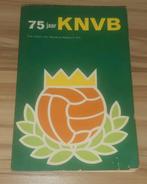 75 jaar KNVB oud boekje, Verzamelen, Ophalen of Verzenden, Gebruikt, Overige binnenlandse clubs, Boek of Tijdschrift
