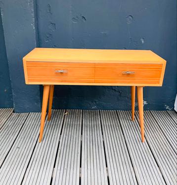 Klein Scandinavisch vintage meubel / Ladekastje beschikbaar voor biedingen