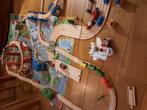 Uitgebreide houten treinbaan brio big jigs lidl, Kinderen en Baby's, Speelgoed | Houten speelgoed, Ophalen, Gebruikt