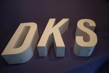 3 reclame letters D K S beschikbaar voor biedingen