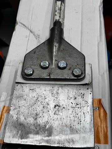 Gebruikte MILWAUKEE/ Schraper. beschikbaar voor biedingen