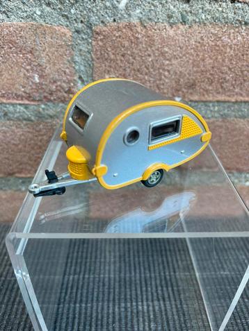 1:43 SIKU 1629 CARAVAN beschikbaar voor biedingen