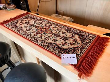 Barkleed tafelloper barmat franjes 92 cm. beschikbaar voor biedingen