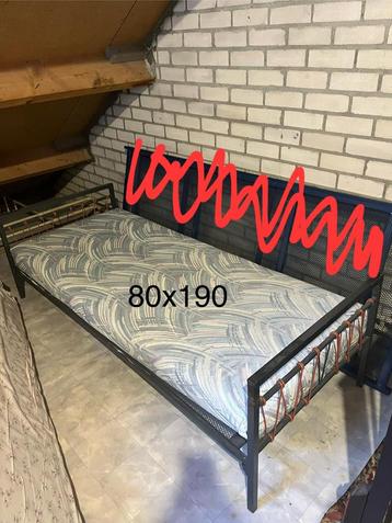 Bed + bodem + matras