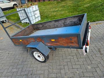 Aanhanger beschikbaar voor biedingen
