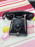 Bakelieten telefoon P.T.T., Telecommunicatie, Vaste telefoons | Niet Draadloos, Verzenden, Gebruikt, Met draaischijf