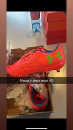 Voetbal schoenen, Maat XS of kleiner, Schoenen, Nieuw, Ophalen of Verzenden