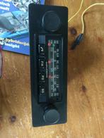 Grundig WK300 autoradio, getest, Auto diversen, Autoradio's, Ophalen of Verzenden, Zo goed als nieuw