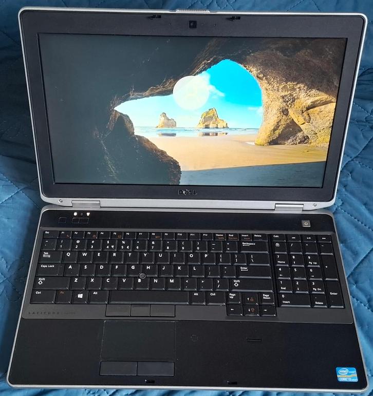 Dell Latitude E6530 i5-3320M, Computers en Software, Windows Laptops, Gebruikt, 15 inch, HDD, 2 tot 3 Ghz, 8 GB, Qwerty, Met videokaart
