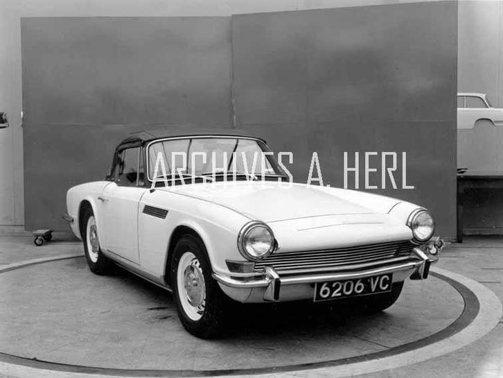 Triumph Prototype TR4 B Zest  TR5 foto, Verzamelen, Automerken, Motoren en Formule 1, Nieuw, Auto's, Verzenden