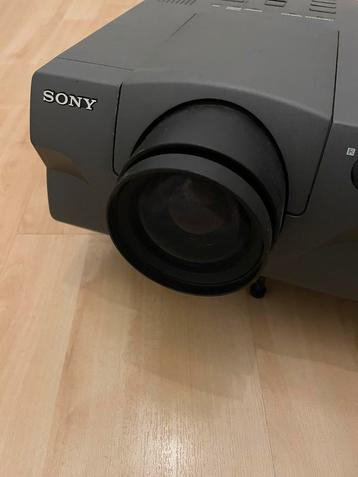 LCD data projector vpl-x600 