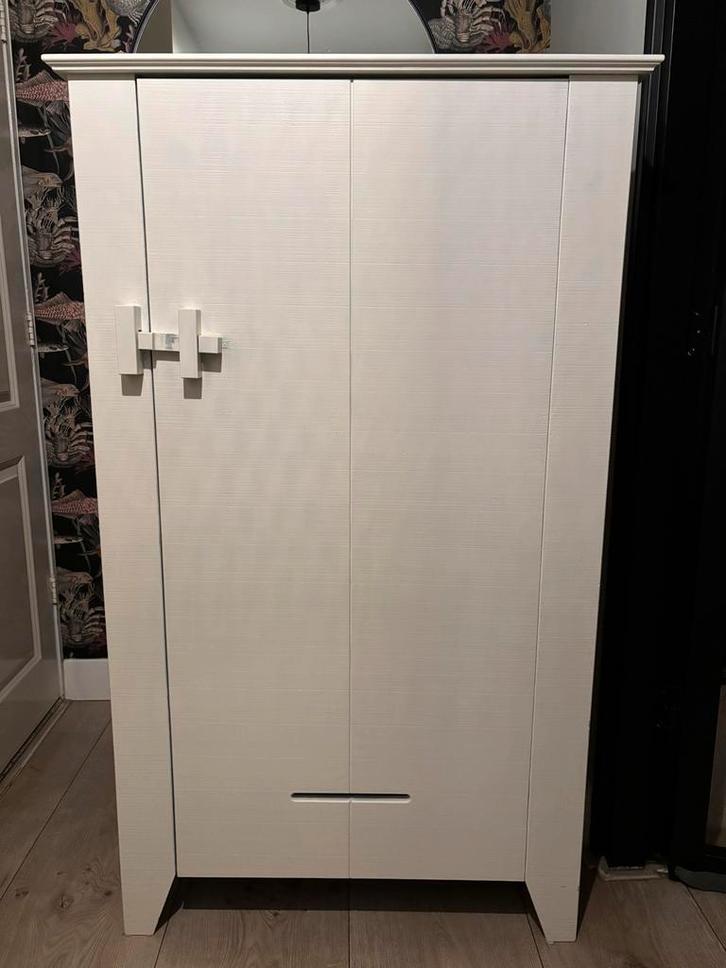 Boerenkast Gijs - Wit (origineel grenen mist) mét hangruimte, Huis en Inrichting, Kasten | Kledingkasten, Gebruikt, 100 tot 150 cm