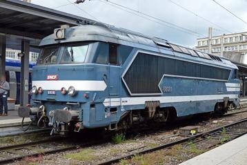 FLEISCHMANN 1386 Franse metalen dieselloc serie 684 SNCF  beschikbaar voor biedingen