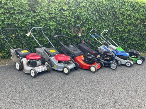 Diverse gebruikte benzine maaiers van € 150,- tot € 200,-, Tuin en Terras, Grasmaaiers, Gebruikt, Benzine-grasmaaier, Cirkelmaaier