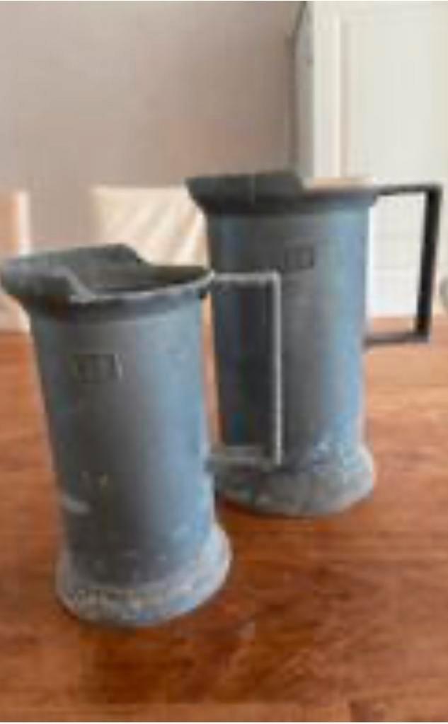 Oude Tinnen Maatbekers - Set van 2, Antiek en Kunst, Antiek | Tin, Ophalen of Verzenden