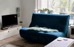 Blauwe velvet tweezitsbank, gebasseerd op bekende klassieker, Ophalen, 75 tot 100 cm, Tweepersoons, 150 tot 200 cm