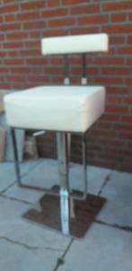 2 Vintage lederen Bar Krukken met Rugleuning, Gebruikt, In hoogte verstelbaar, 60 tot 90 cm, Ophalen of Verzenden