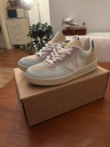 Veja jade dames schoenen maat 37 nieuw multi kleuren. beschikbaar voor biedingen