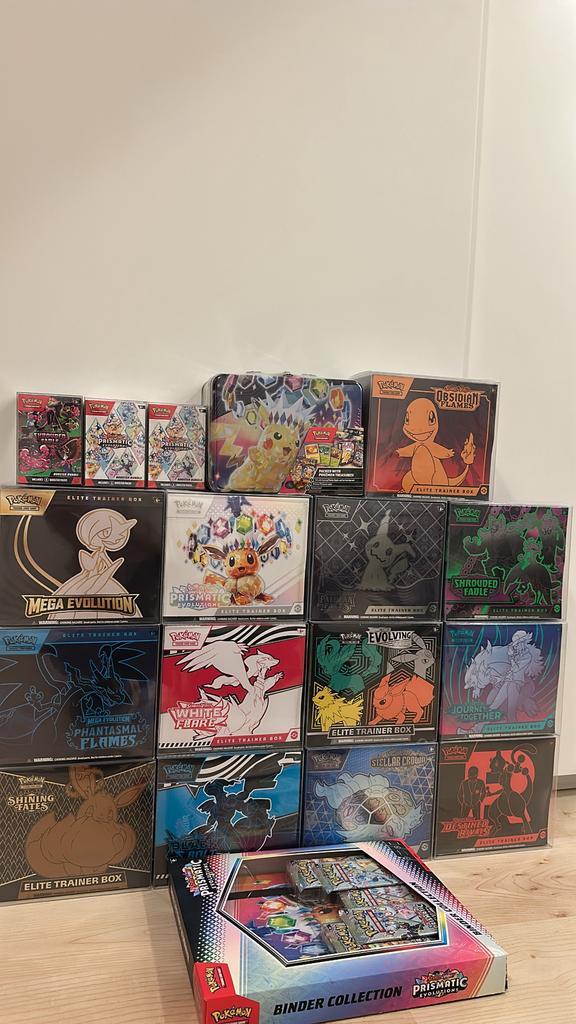 SEALED Pokemon collectie! Elite trainer box, Booster Bundle, Hobby en Vrije tijd, Verzamelkaartspellen | Pokémon, Nieuw, Ophalen of Verzenden