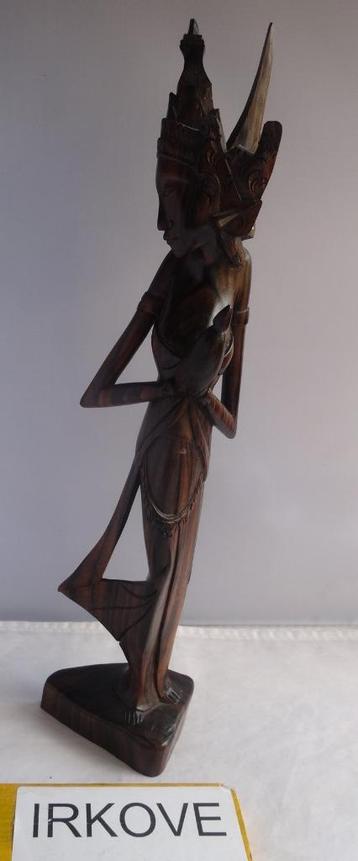 SCHITTERENDE DANSERES UIT INDONESIE * Pracht Beeld! * beschikbaar voor biedingen