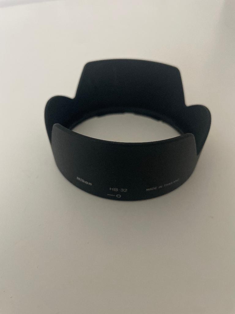 Originele Nikon HB-32 Zonnekap, Overige merken, Gebruikt, Ophalen of Verzenden, 70 tot 80 mm