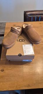UGG classic slipper nieuw en origineel, UGG, Bruin, Nieuw, Ophalen of Verzenden