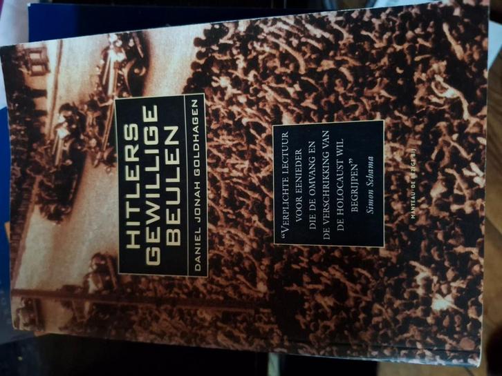 Hitlers Gewillige Beulen, Boeken, Geschiedenis | Wereld, Zo goed als nieuw, Europa, Ophalen of Verzenden