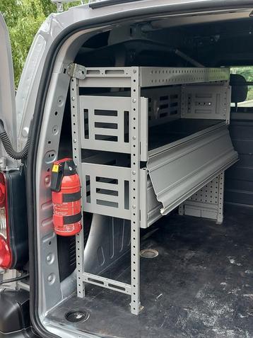 werkplaatsinrichting citroen berlingo / Peugeot partner beschikbaar voor biedingen