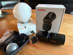 Godox V100 Nikon complete set, Audio, Tv en Foto, Fotografie | Flitsers, Ophalen of Verzenden, Zo goed als nieuw, Nikon, Kantelbaar