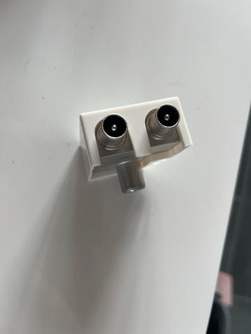Braun Telecom POA-01-B TV Splitter beschikbaar voor biedingen