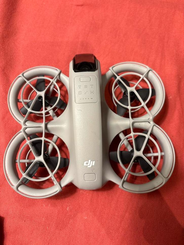 DJI Neo + intelligent Fly Battery, Audio, Tv en Foto, Drones, Zo goed als nieuw, Ophalen of Verzenden