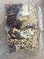 2 zakken bruine lego €10 per zak, Kinderen en Baby's, Speelgoed | Duplo en Lego, Ophalen of Verzenden, Zo goed als nieuw, Losse stenen